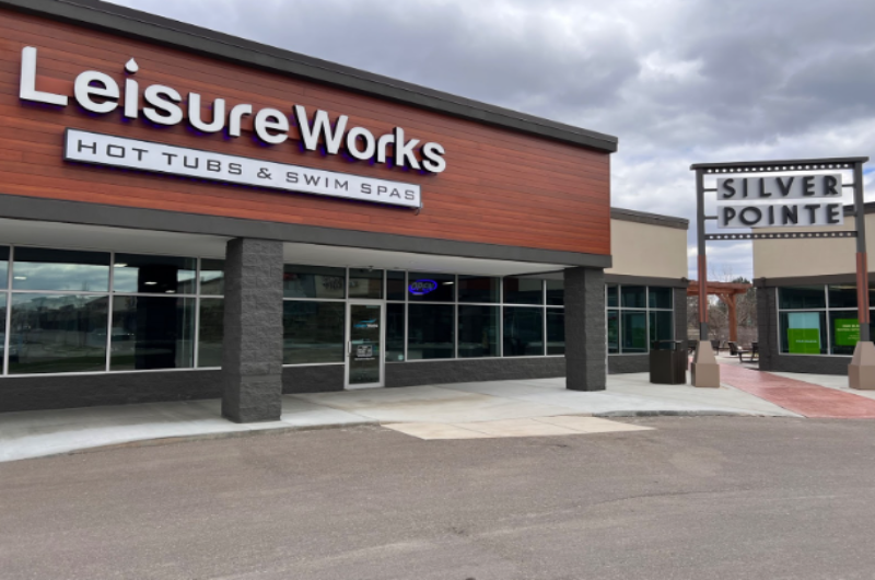 Leisure Works storefront in Fenton, Michigan